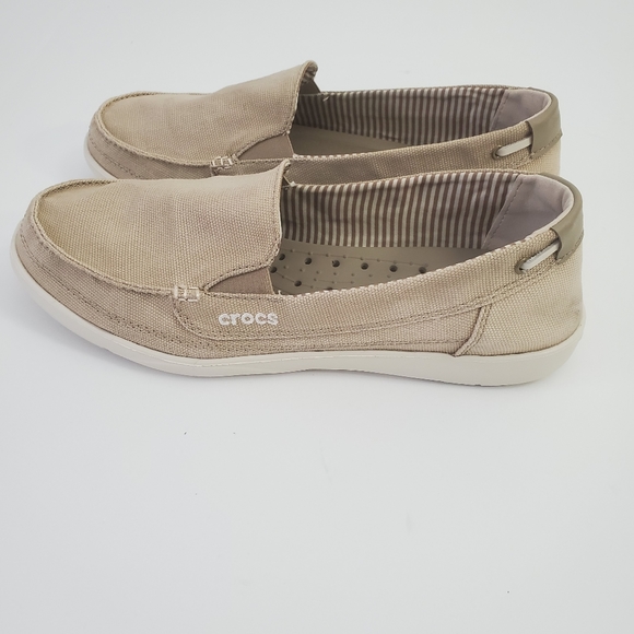 crocs walu canvas loafer